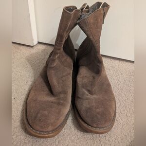 Banana Republic Men's Brown Suede Boots 11